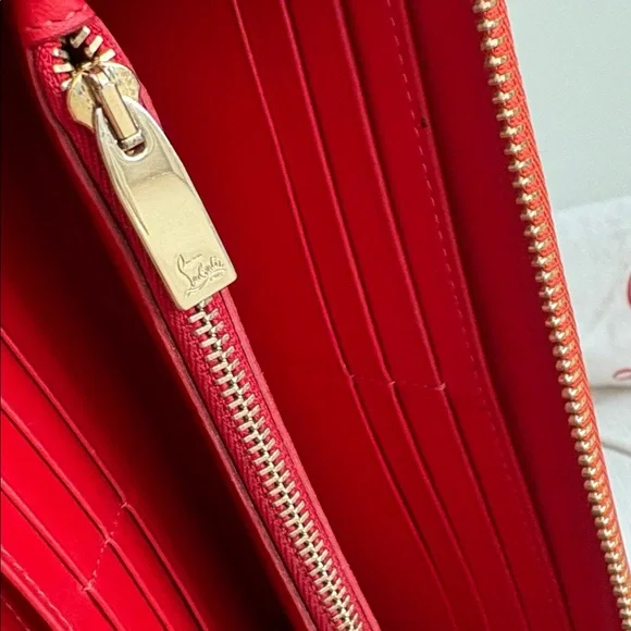 CHRISTIAN LOUBOUTIN Panettone wallet with spikes - Picture 11 of 16